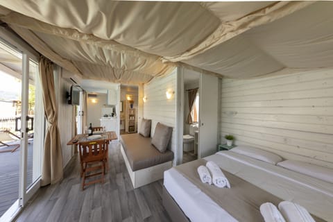 Suite, 2 Bathrooms | 2 bedrooms, in-room safe, individually furnished, laptop workspace