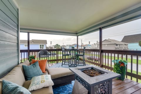 Galveston Vacation Rental | 3BR | 2BA | 1,184 Sq Ft | Stairs Required