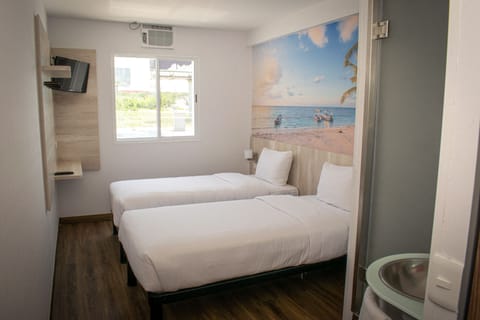 Standard Double Room | Desk, laptop workspace, WiFi (free), bed sheets