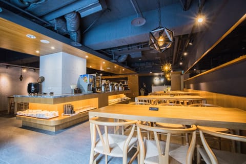 Free buffet breakfast on weekends