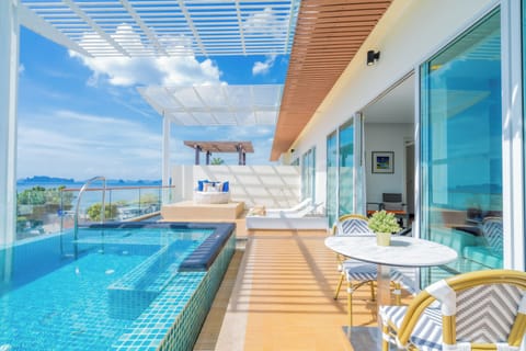Pelican Luxury Ocean View Pool Villa 3 Bedrooms | Terrace/patio