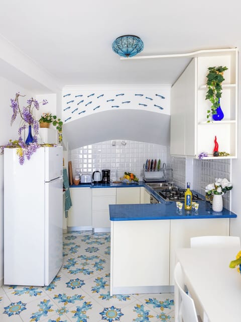 Panoramic Apartment | Private kitchen | Fridge, microwave, oven, stovetop