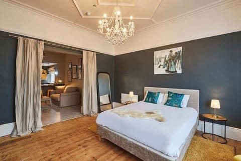 Northville Arrifana, Whitley Bay - Host & Stay