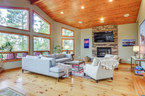 House (3 Bedrooms) | Front of property