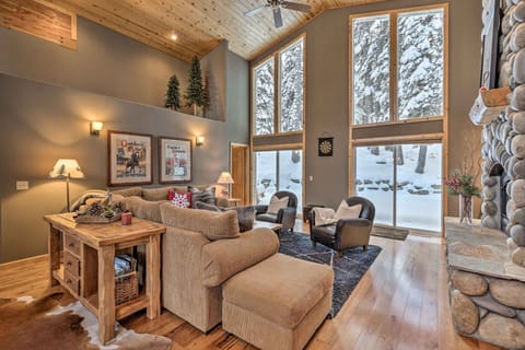 House (3 Bedrooms) | Interior