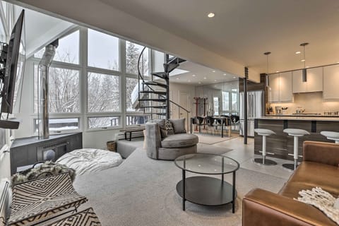 Apartment (2 Bedrooms) | Front of property