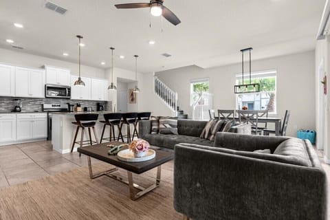 7104OakmossLoop(1)