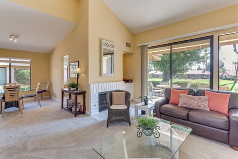 Apartment (2 Bedrooms) | Front of property