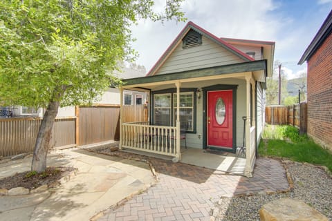 House (3 Bedrooms) | Front of property