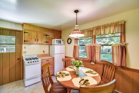 Cottage (2 Bedrooms) | Interior