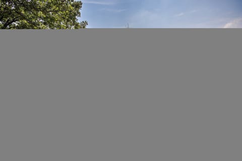 House (4 Bedrooms) | Front of property