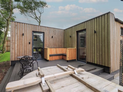 Cottage | Outdoor dining