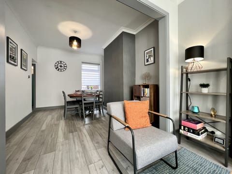 Family Townhome | Living area | 55-inch Smart TV with digital channels, TV, Netflix