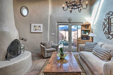 House (2 Bedrooms) | Front of property