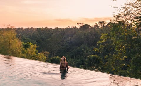 Outdoor pool, open 7:00 AM to 8:00 PM, pool umbrellas, sun loungers