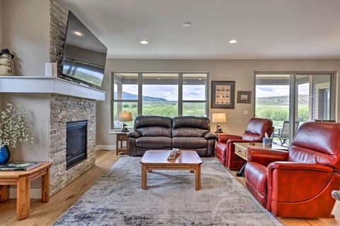 House (2 Bedrooms) | Interior