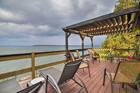 Cottage (2 Bedrooms) | Interior