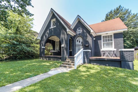 Front area is monitored by security camera 24/7. 