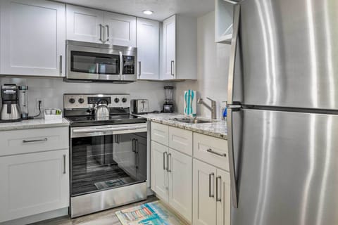 Apartment (0 Bedroom) | Interior