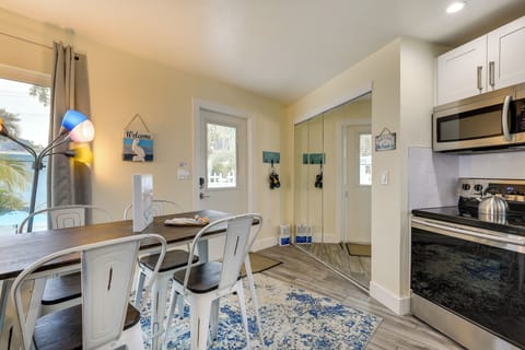 Apartment (0 Bedroom) | Interior