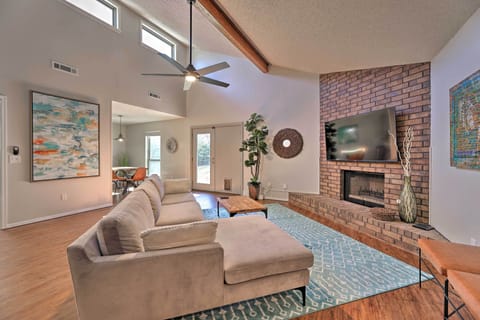House (3 Bedrooms) | Front of property