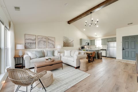 Apartment (2 Bedrooms) | Front of property