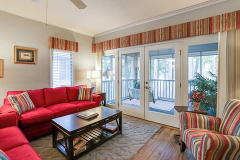 Apartment (2 Bedrooms) | Front of property