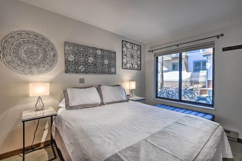 Apartment (1 Bedroom) | Interior