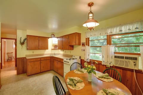 Cottage (2 Bedrooms) | Interior