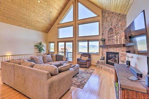 House (5 Bedrooms) | Interior