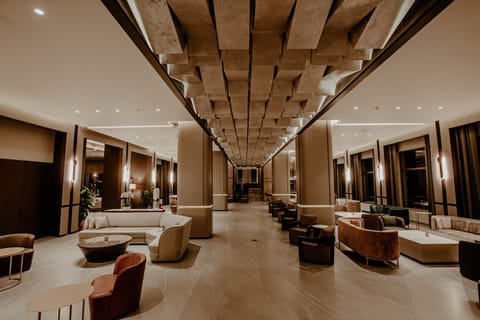 2 bars/lounges, poolside bar