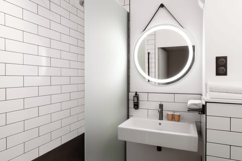 Standard Double Room, 1 Double Bed | Bathroom | Shower, eco-friendly toiletries, hair dryer, towels