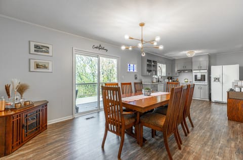 Dining area within kitchen - bar on the left