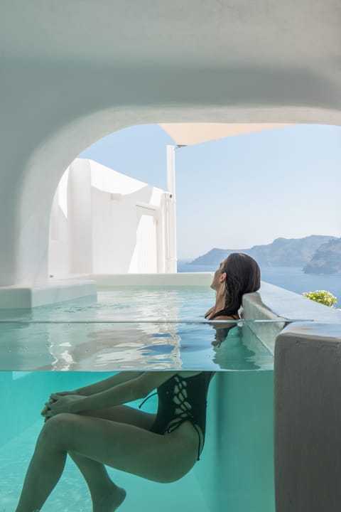 Exclusive Suite, 1 Queen Bed, Private Pool, Sea View (Atmospherico) | Premium bedding, free minibar items, in-room safe