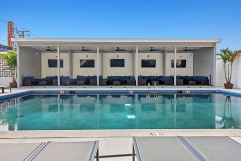 Seasonal outdoor pool
