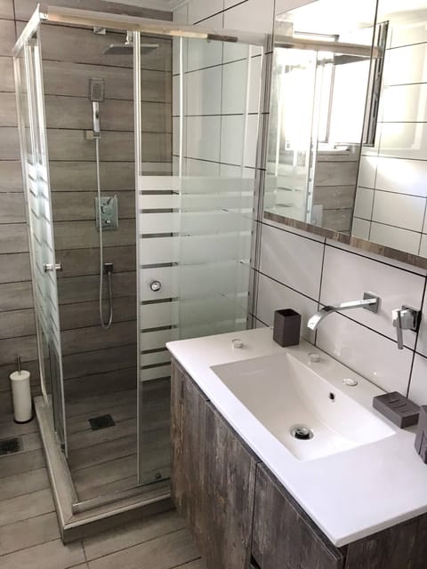 Loft, 1 Bedroom, Balcony | Bathroom