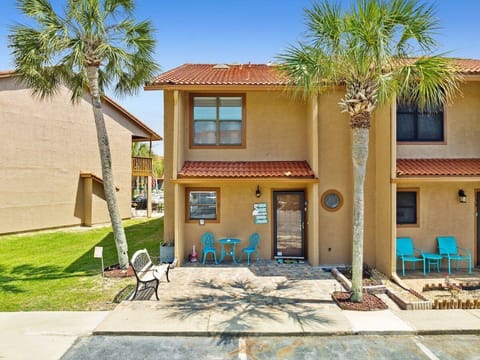 Front entrance/patio & parking