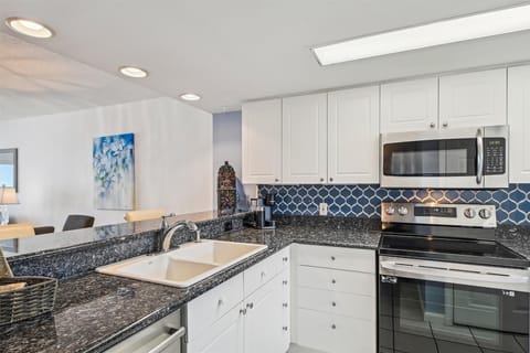 Condo, 2 Bedrooms | Private kitchen | Fridge, coffee/tea maker, toaster