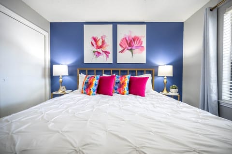 b5c888d9-58a8-40e1-aa3c-64a43391d43b