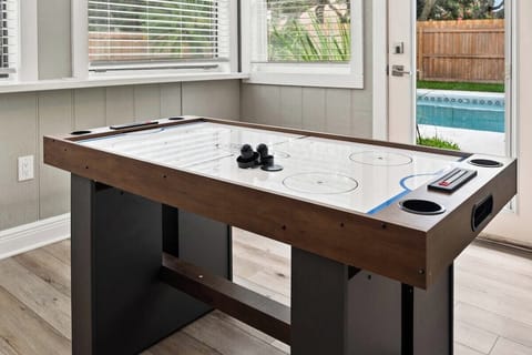 Someone say air hockey?! 