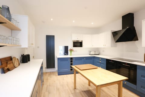 Dale House - Kettlewell - Kitchen