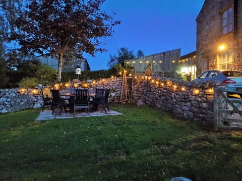 Cottage | Outdoor dining