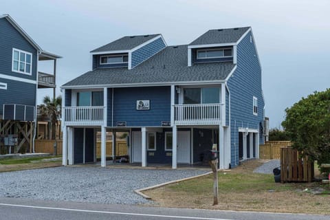 Front of House
 2.4.25