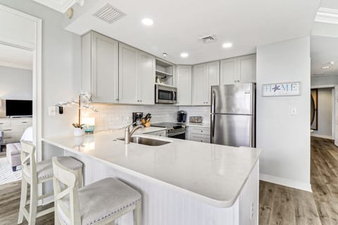 1206 Seacrest | Kitchen - 1206 Seacrest | Kitchen