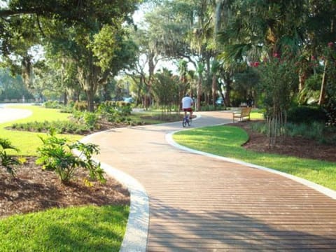 One of many bike paths close to Coligny and Seaside!