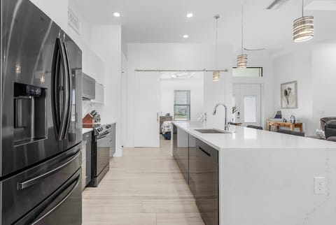 Fully equipped kitchen for your all your needs!