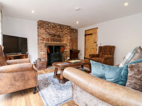 Cottage | Interior