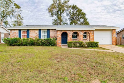 Easy check-in with plenty of drive-way parking