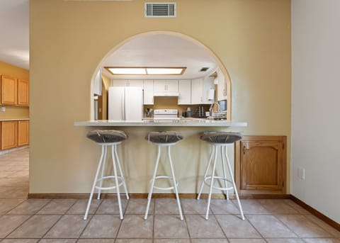 Breakfast nook or overflow seating for dinner