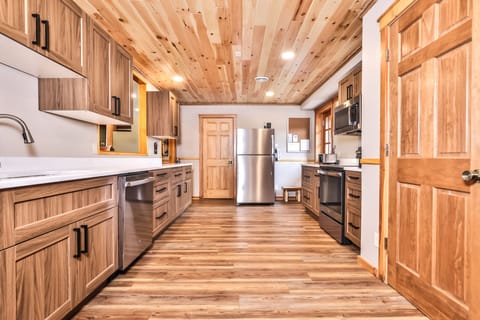 The Kitchen has been perfectly appointed for entertaining.